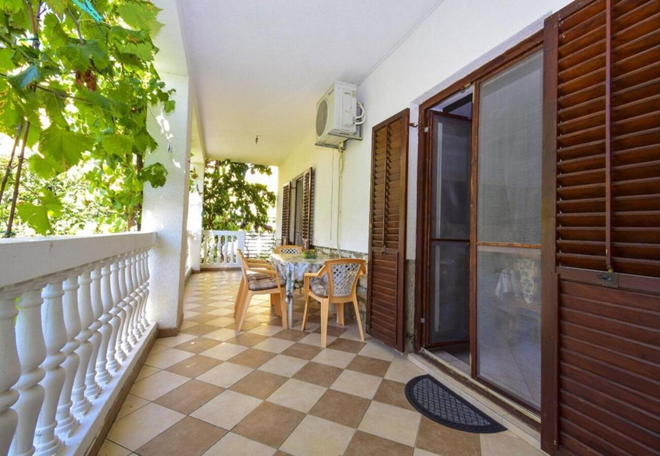 Apartments Snjeza Vodice Exterior foto