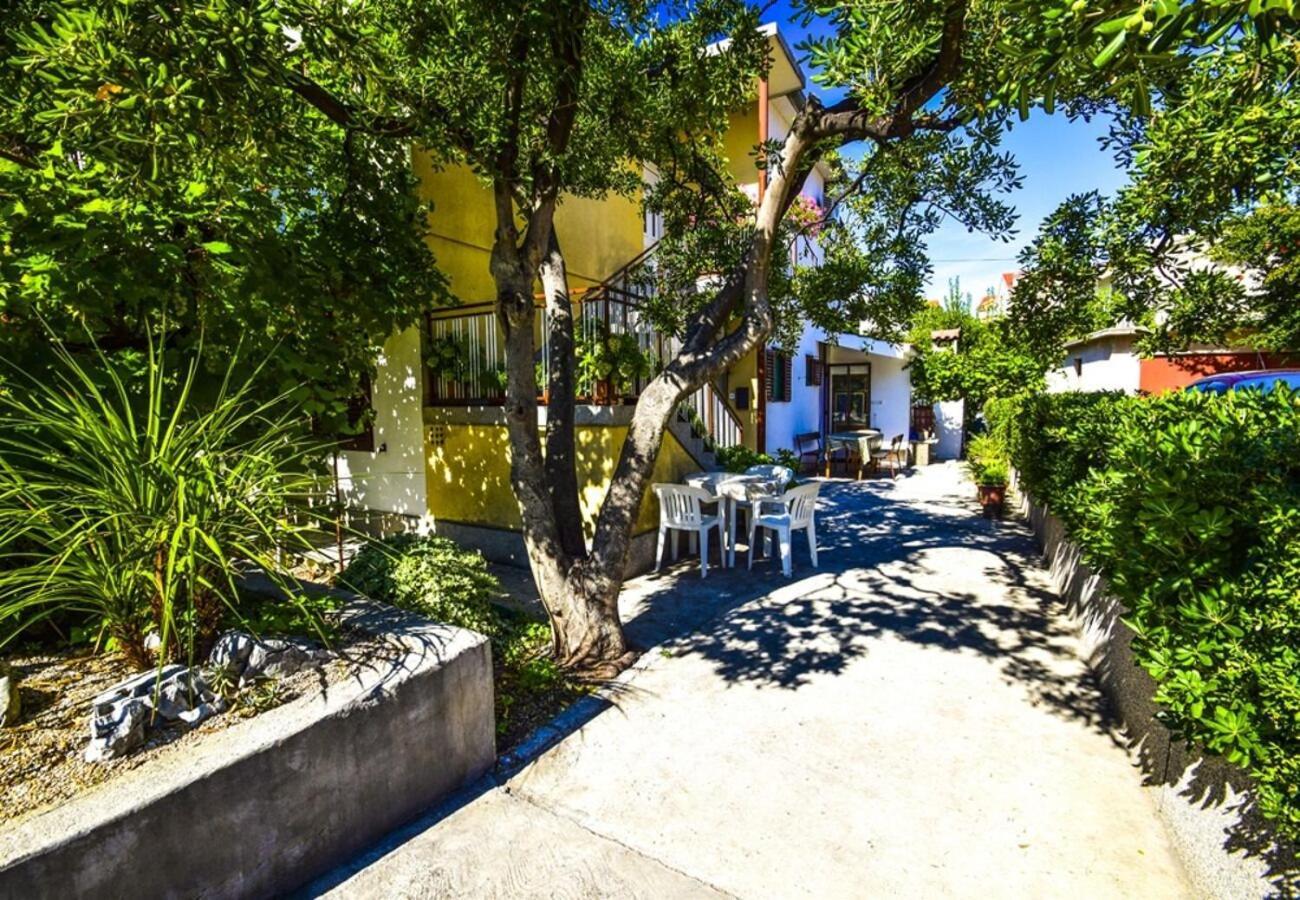 Apartments Snjeza Vodice Exterior foto