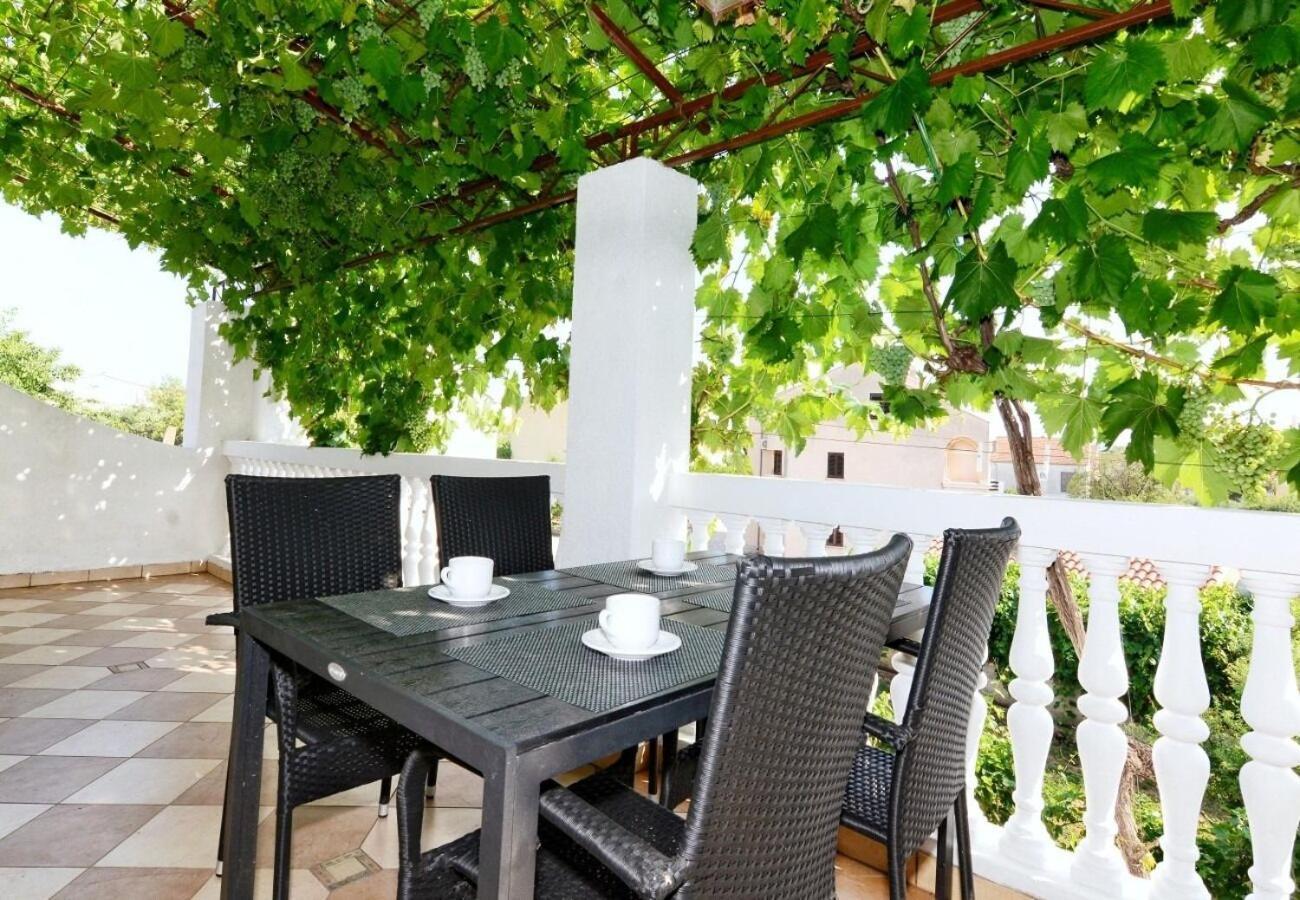 Apartments Snjeza Vodice Exterior foto